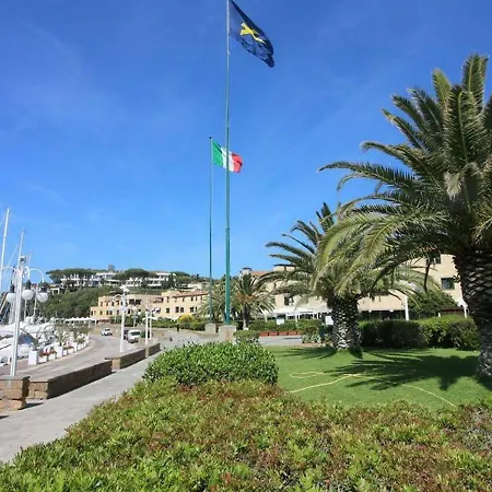Boboli Apartment *