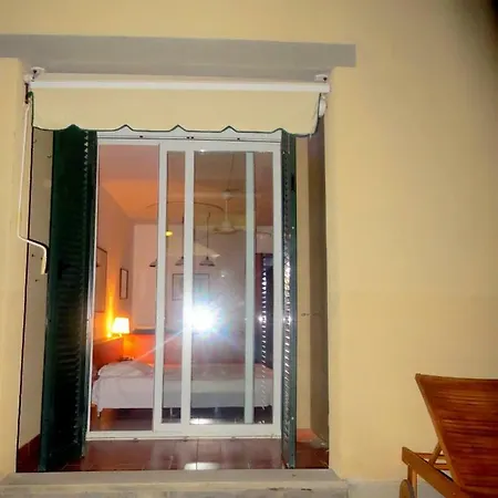 Boboli Apartment *